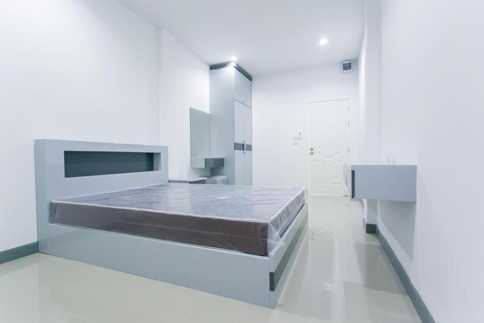 K&K Apartment Bang Phli Экстерьер фото